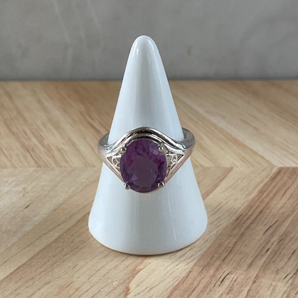 Vintage Sterling Silver Ring with Purple Stone
